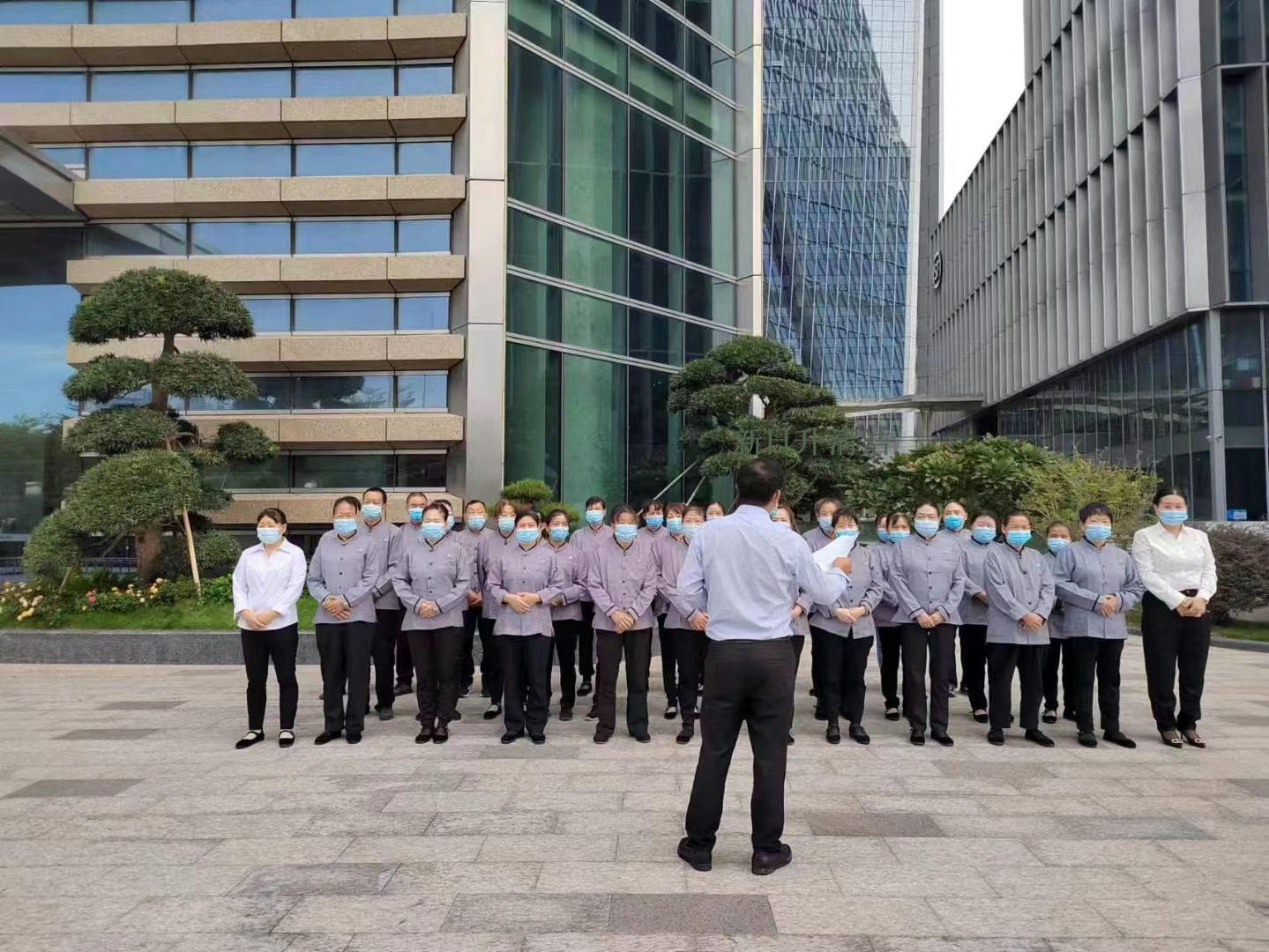 新樓盤為什么要做開荒保潔和精開荒 外墻清洗